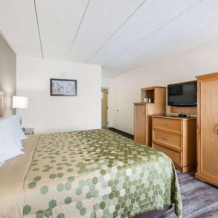 Econo Lodge קוויקרטאון מראה חיצוני תמונה