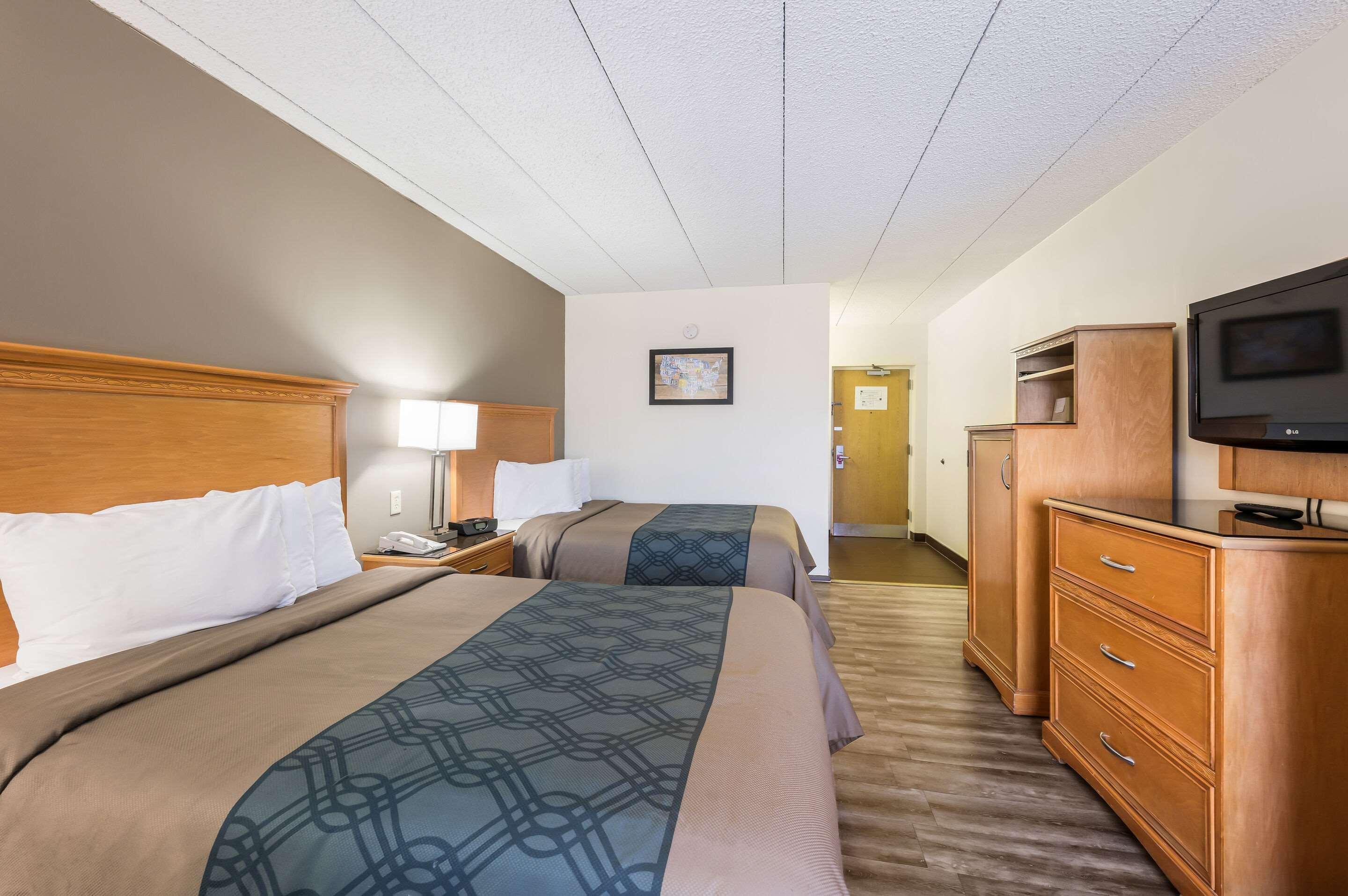 Econo Lodge קוויקרטאון מראה חיצוני תמונה