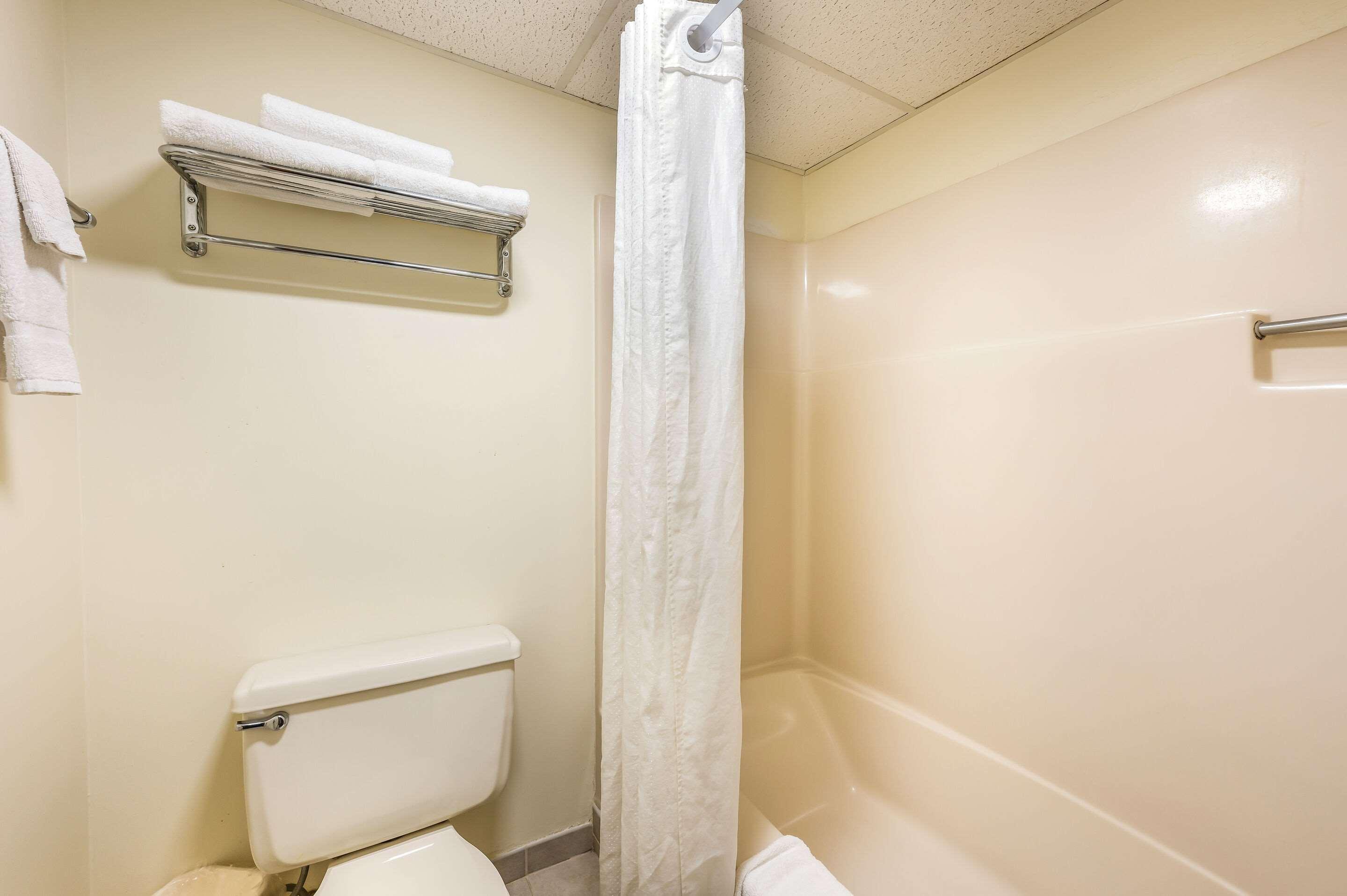 Econo Lodge קוויקרטאון מראה חיצוני תמונה