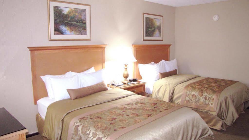 Econo Lodge קוויקרטאון מראה חיצוני תמונה