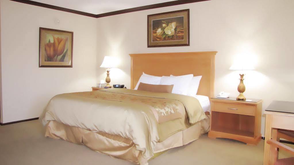 Econo Lodge קוויקרטאון מראה חיצוני תמונה