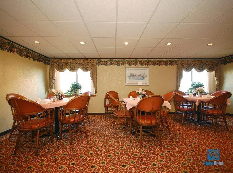 Econo Lodge קוויקרטאון מסעדה תמונה